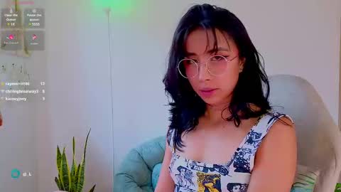 Snapshot of evelyn_chelle chatting on 02-11-25, 06:55 Im Eve or Chelle Next Stream 191224 online show from 02-11-25, 06:55