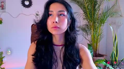 Snapshot of evelyn_chelle chatting on 05-16-26, 07:34 Im Eve or Chelle Next Stream 191224 online show from 05-16-26, 07:34