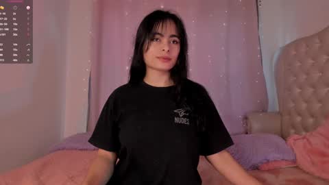 Snapshot of evelyn_evelyn chatting on 01-07-25, 03:02 evelyn evelyn online show from 01-07-25, 03:02