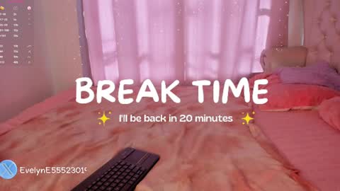 Snapshot of evelyn_evelyn chatting on 02-10-25, 07:17 evelyn evelyn online show from 02-10-25, 07:17