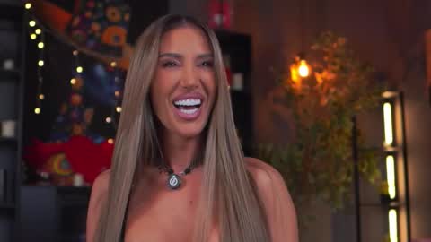 Evelyn online show from 03-13-26, 06:58