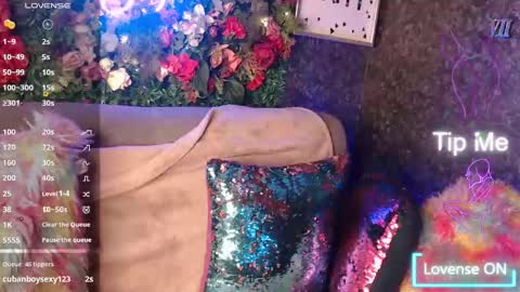 Snapshot of evelynagrey chatting on 02-03-25, 09:08 EvelynaGrey online show from 02-03-25, 09:08