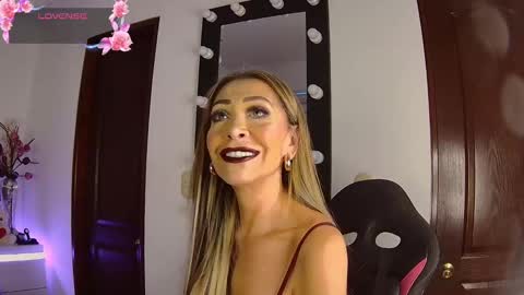 Snapshot of evelynagrey chatting on 09-11-25, 09:59 EvelynaGrey online show from 09-11-25, 09:59