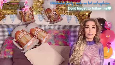 Snapshot of evelynagrey chatting on 10-03-25, 04:09 EvelynaGrey online show from 10-03-25, 04:09