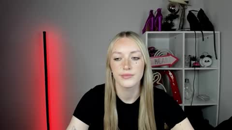 evelynblond online show from 06-10-26, 12:37