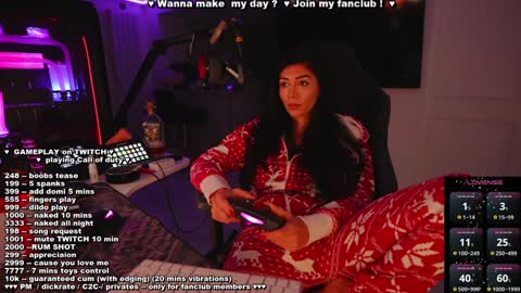 Evelyne online show from 12-21-24, 05:14