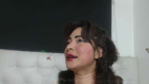 Evelyne online show from 04-07-26, 04:35