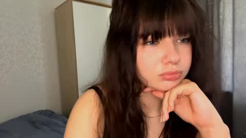 Snapshot of evelynhudson chatting on 05-26-26, 10:00 Evelyn Velvet online show from 05-26-26, 10:00