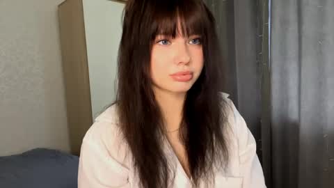 Snapshot of evelynhudson chatting on 06-03-26, 10:07 Evelyn Velvet online show from 06-03-26, 10:07