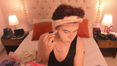 evelynn smith online show from 01-05-25, 01:04