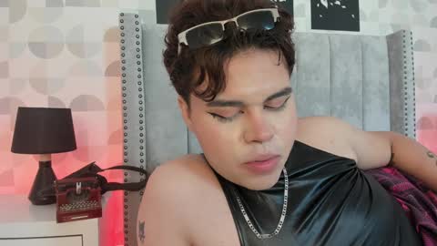 evelynn smith online show from 01-14-25, 02:19