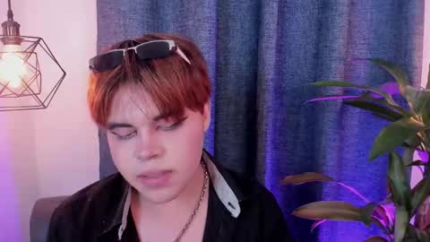 evelynn smith online show from 02-11-25, 02:25