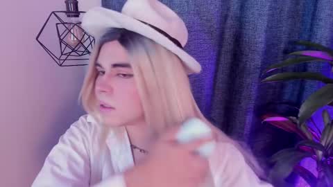 evelynn smith online show from 02-24-25, 07:41