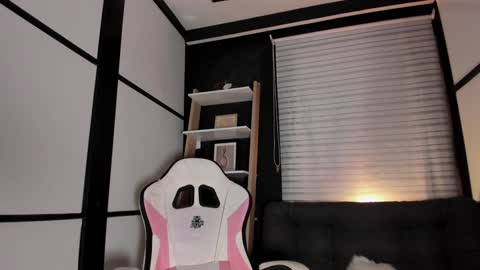 Evelyn Woods online show from 12-07-24, 08:22