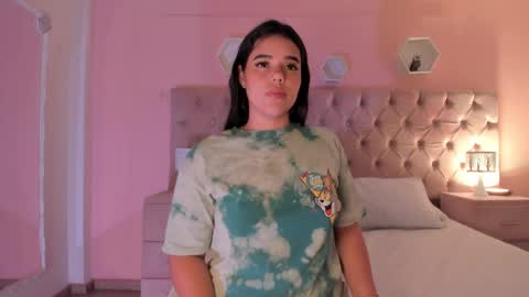 Evelyn Woods online show from 12-17-24, 06:31