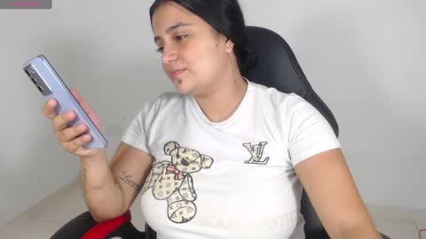 evelin 3 online show from 12-20-24, 01:00