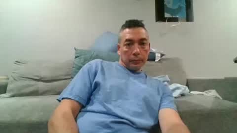 Snapshot of evergreenseoulmate chatting on 12-15-25, 02:54 SeoulMate online show from 12-15-25, 02:54