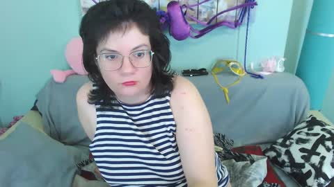 Everly online show from 12-14-24, 05:29