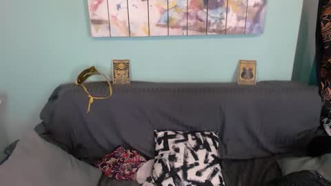 Everly online show from 09-27-25, 10:04