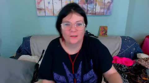 Everly online show from 02-11-26, 03:11