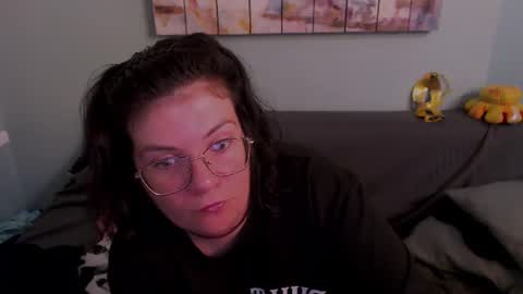 Snapshot of everly_rays chatting on 06-17-26, 04:52 Everly online show from 06-17-26, 04:52