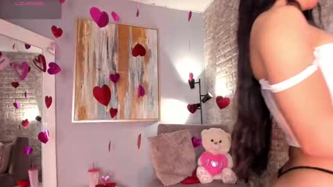 Sophia online show from 02-14-25, 07:54