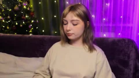 Snapshot of eves_eyes chatting on 01-15-26, 12:32 Forget me not eve on CB online show from 01-15-26, 12:32