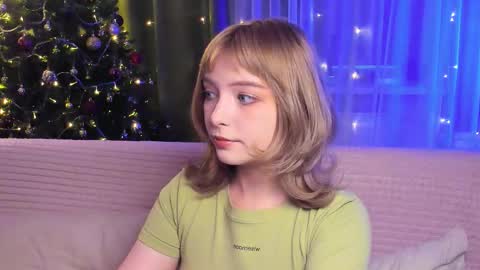 Snapshot of eves_eyes chatting on 01-16-26, 11:03 Forget me not eve on CB online show from 01-16-26, 11:03