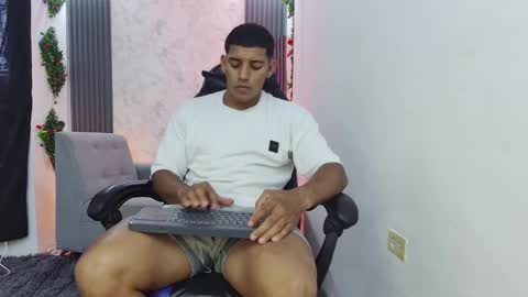 luis online show from 09-20-25, 03:57