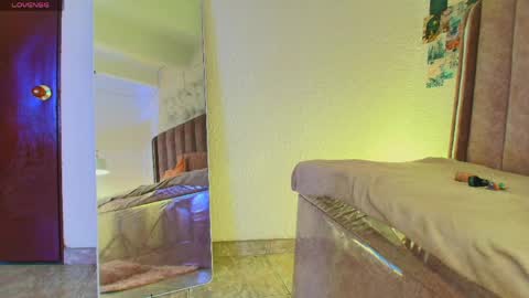 Evette online show from 04-17-26, 12:46