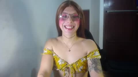 Snapshot of evi_kitty chatting on 07-10-26, 11:40 Evi online show from 07-10-26, 11:40