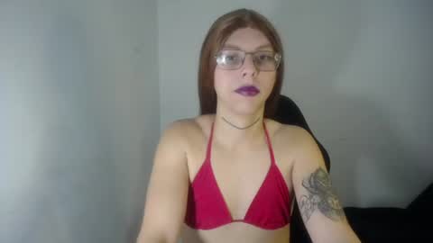 Snapshot of evi_kitty chatting on 07-28-26, 06:42 Evi online show from 07-28-26, 06:42