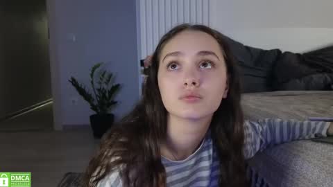 Snapshot of evi_woow chatting on 11-03-25, 08:54 evi_woow online show from 11-03-25, 08:54