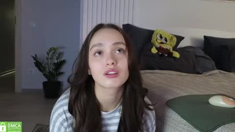 Snapshot of evi_woow chatting on 11-10-25, 10:31 evi_woow online show from 11-10-25, 10:31