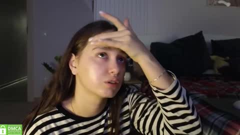 Snapshot of evi_woow chatting on 11-13-25, 09:36 evi_woow online show from 11-13-25, 09:36