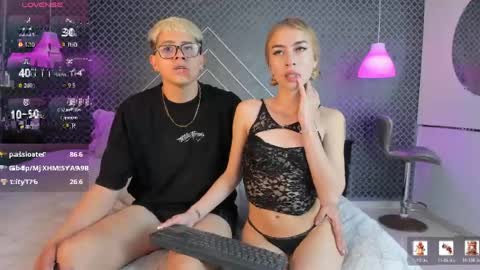 Evie  Denm online show from 04-19-26, 09:39
