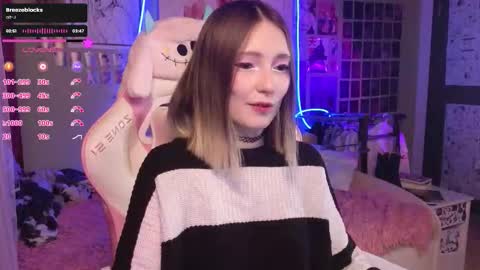 Evie online show from 12-04-25, 08:28