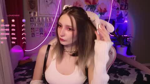 Evie online show from 04-23-26, 08:22