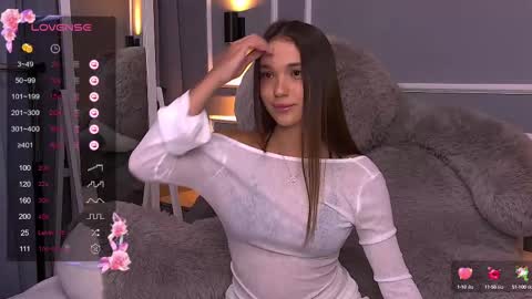 Evie online show from 02-19-25, 06:43