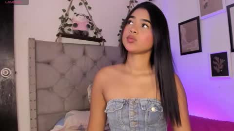 Ivi Alejandra  online show from 01-15-26, 03:16