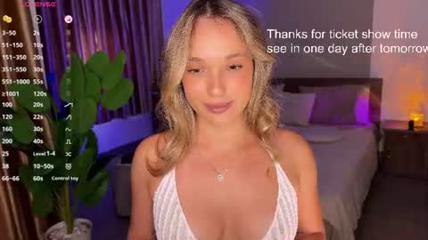 evielina online show from 07-05-26, 04:19