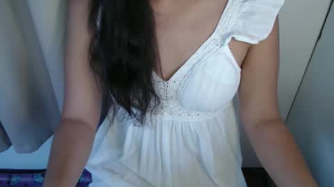 Snapshot of evielyn23 chatting on 06-02-26, 09:39 evielyn23 online show from 06-02-26, 09:39