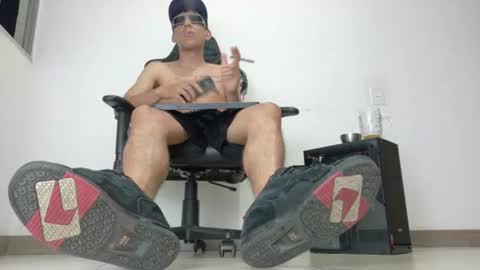 evil_boss1 online show from 07-01-26, 11:48