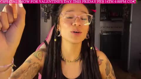 Snapshot of evil_miss_palpatin chatting on 02-11-25, 10:07 Lucia Ilich.... IG miss palpatine NEXT SHOW 200724 online show from 02-11-25, 10:07