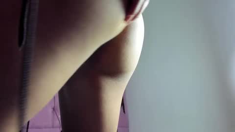 Snapshot of evil_sammy chatting on 09-25-25, 08:23 Mistress Sammy online show from 09-25-25, 08:23