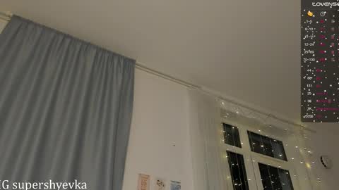 Snapshot of evkasuper chatting on 02-18-25, 06:04 Eva online show from 02-18-25, 06:04