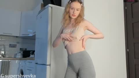 Snapshot of evkasuper chatting on 03-02-25, 02:54 Eva online show from 03-02-25, 02:54