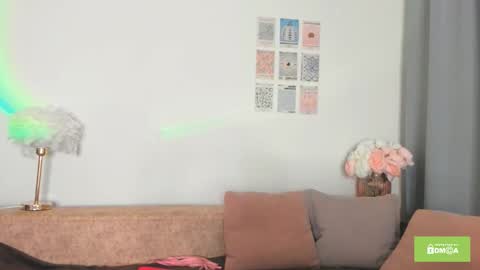 Snapshot of evkasuper chatting on 10-30-25, 10:10 Eva online show from 10-30-25, 10:10