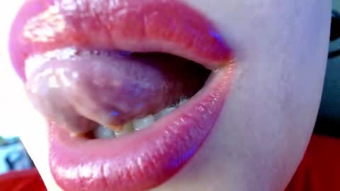 Evoleth online show from 12-28-24, 01:06