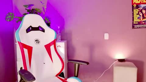 evva_foxxy online show from 05-06-26, 03:17